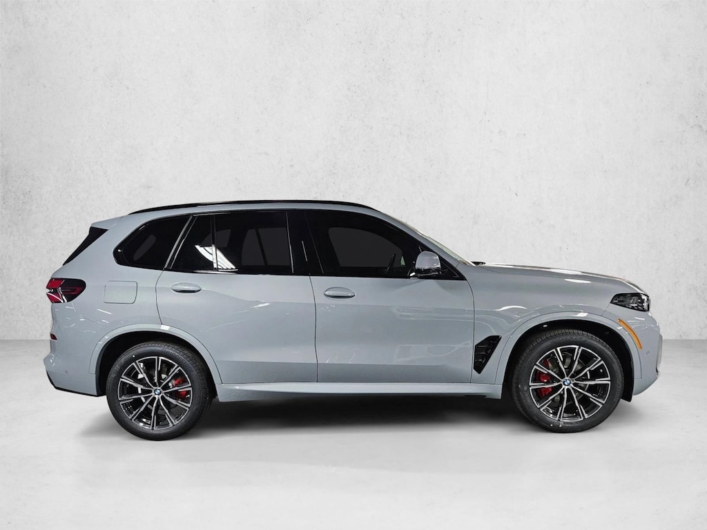 New 2026 BMW X5 sDrive40i SUV