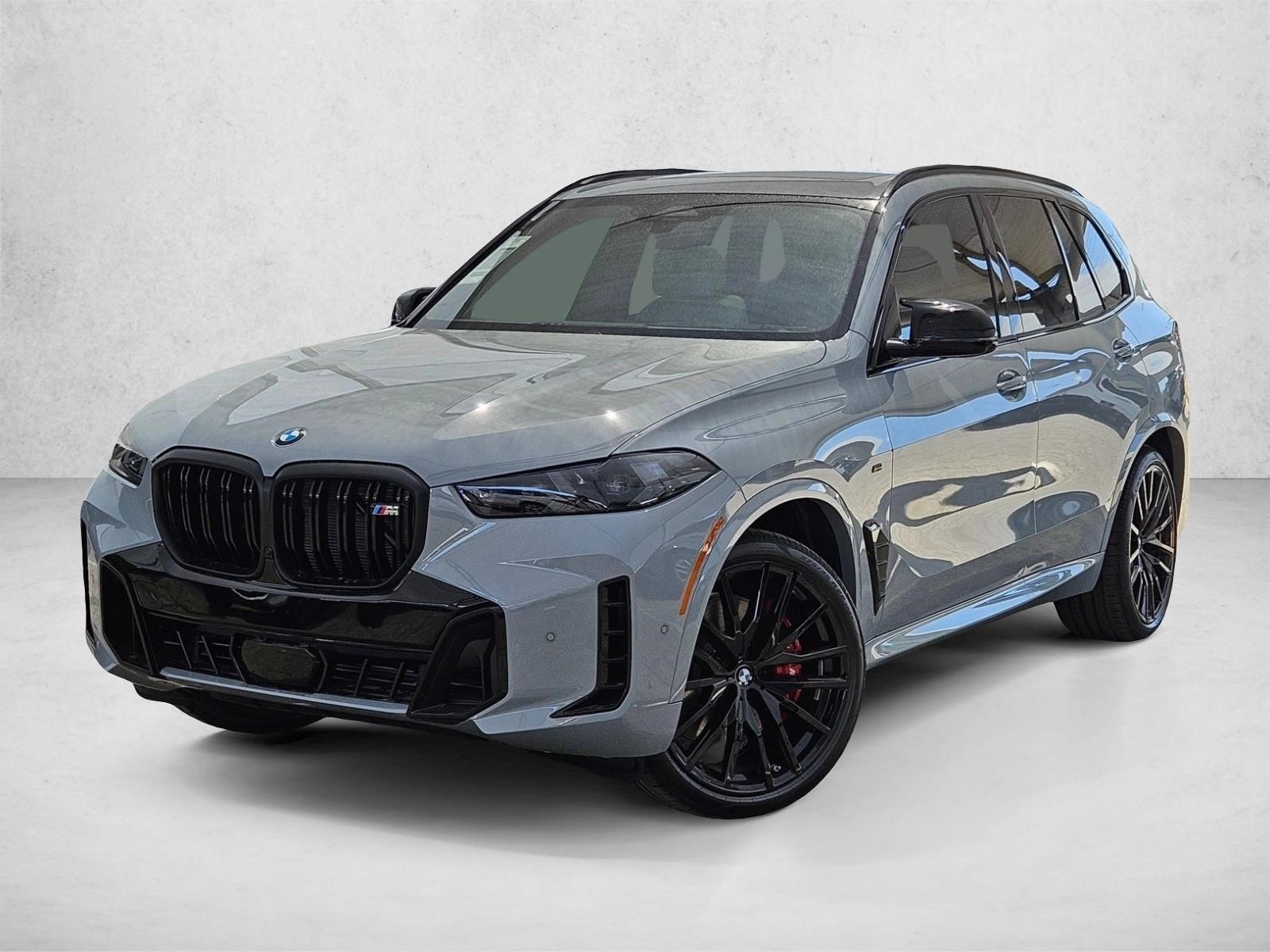 New 2026 BMW X5 M60i