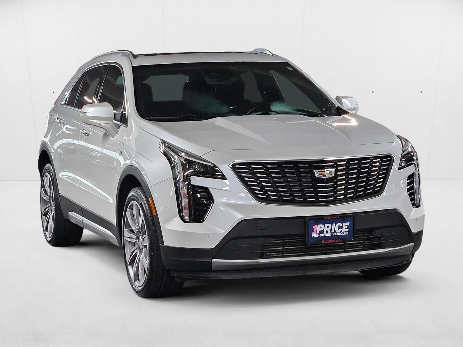 2019 Cadillac XT4 Premium Luxury photo 3