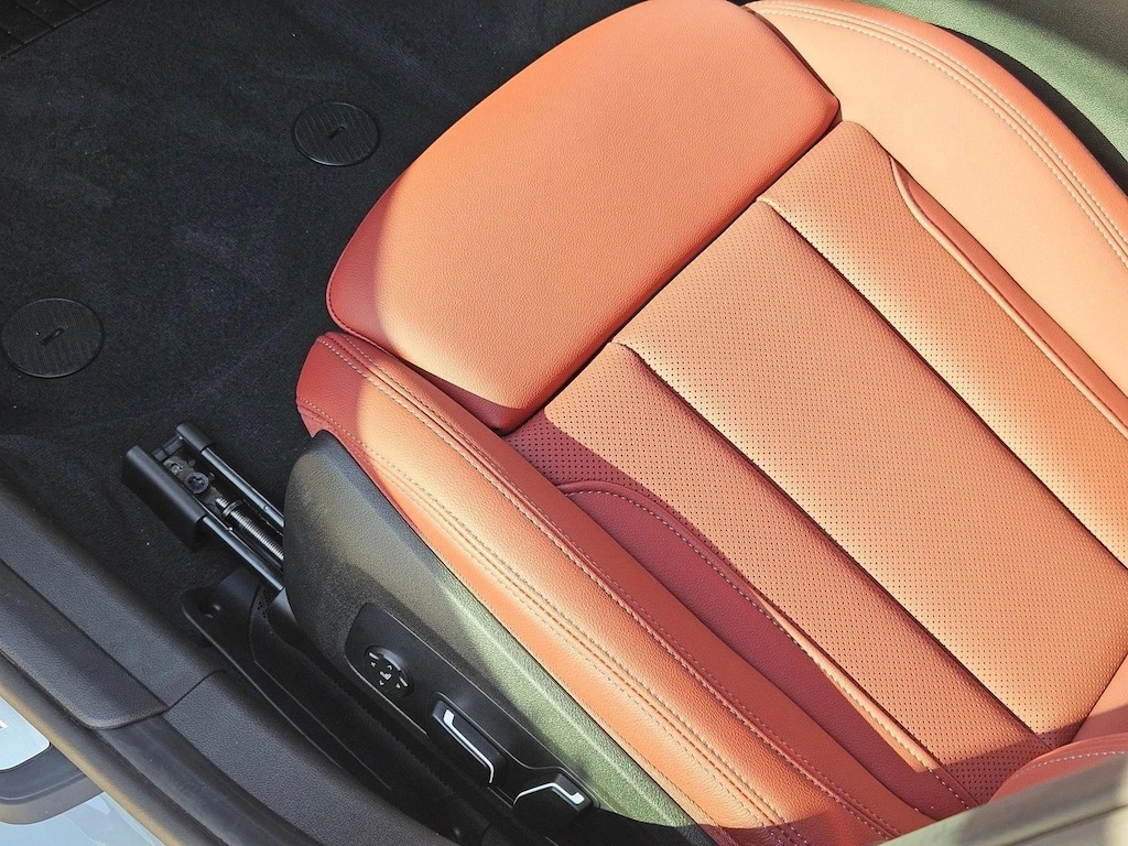 New 2026 BMW 330i NA Sedan