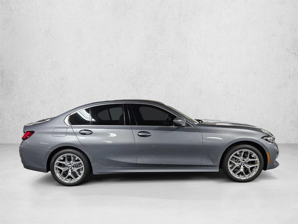 New 2026 BMW 330i Sedan
