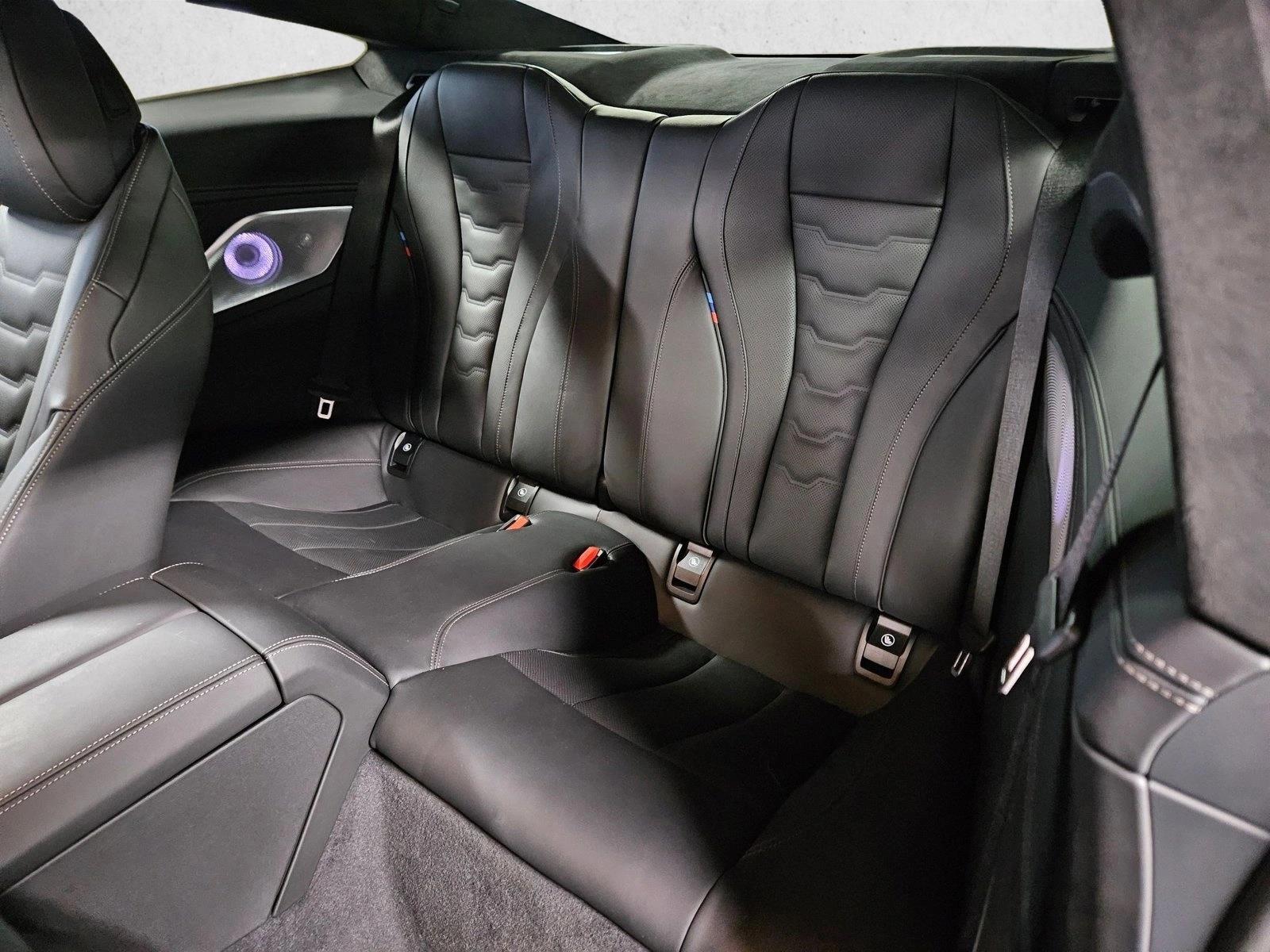 2026 BMW 8 Series 840i - Photo 15