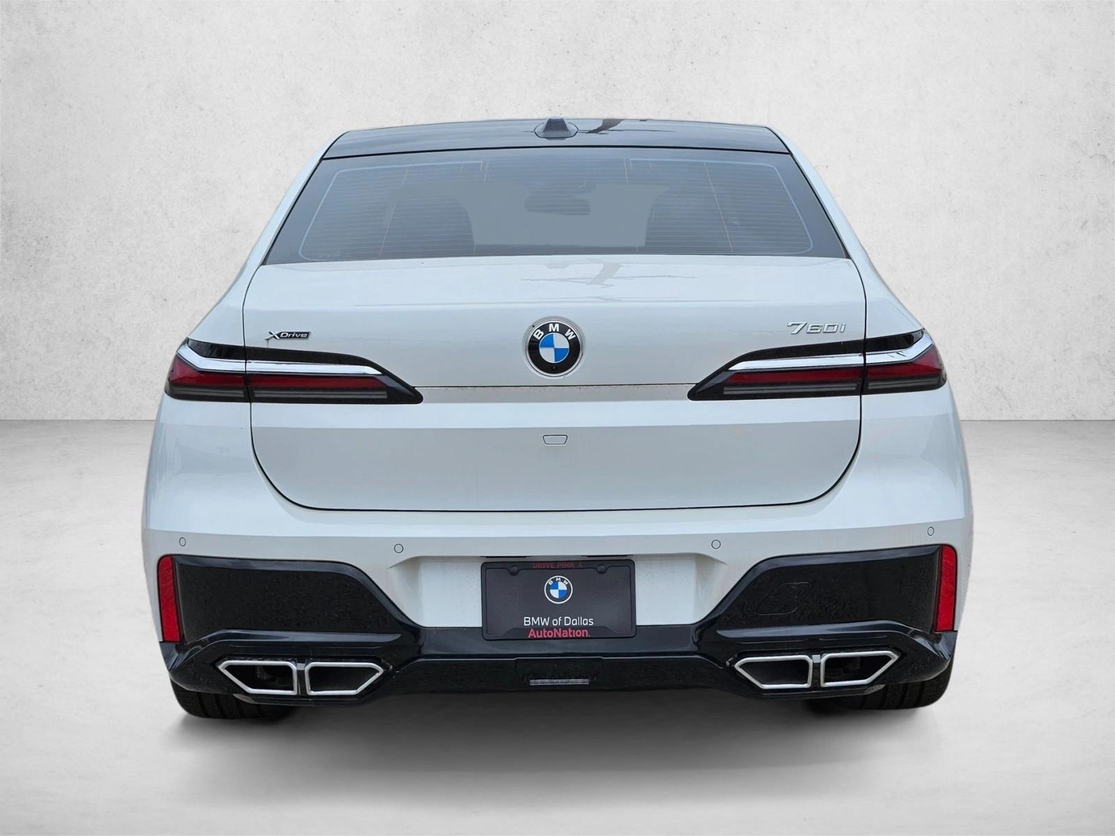 2025 BMW 7 Series 760i - Photo 6