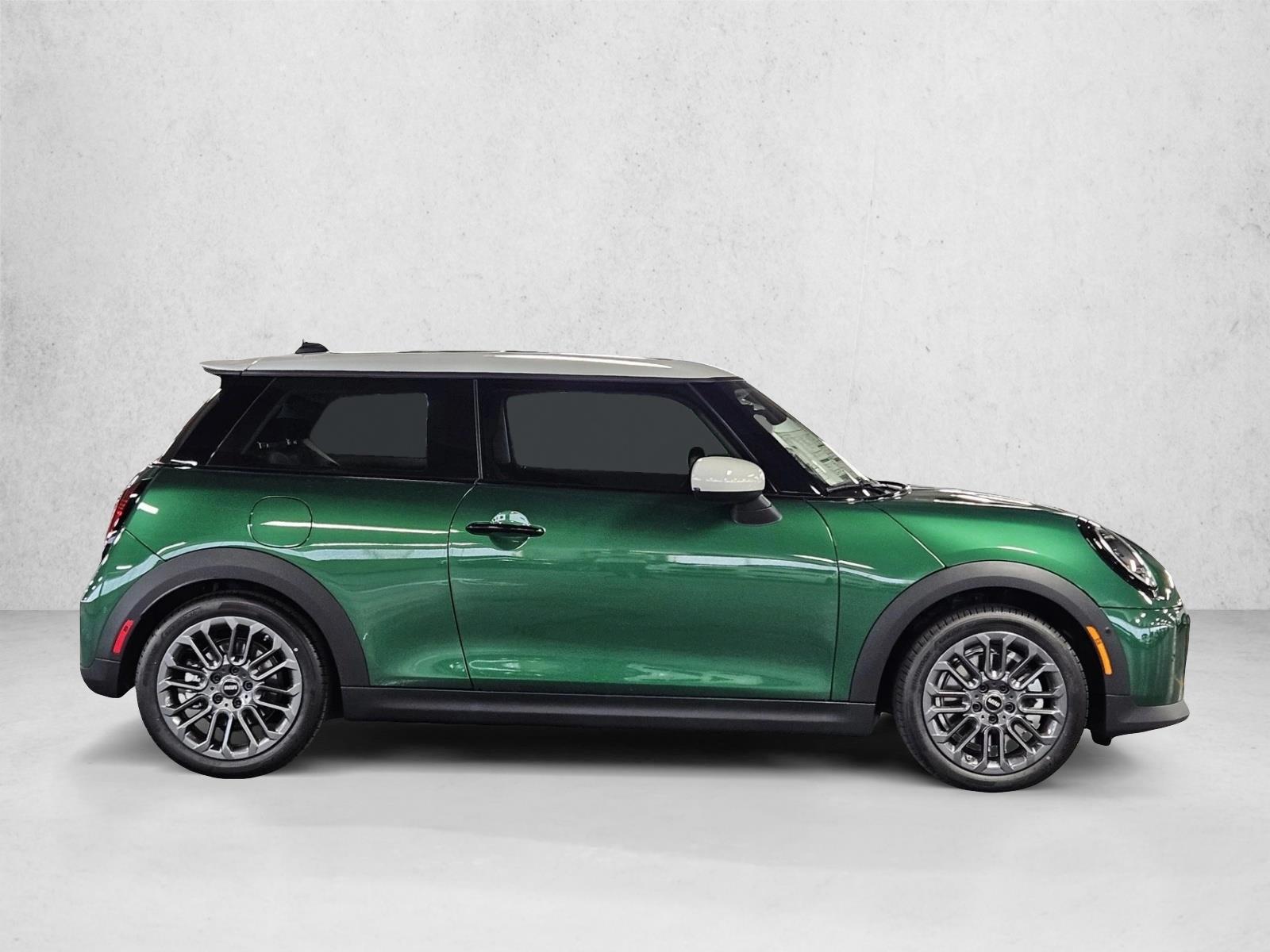 2025 Mini Cooper 2 Door Hardtop S photo 4