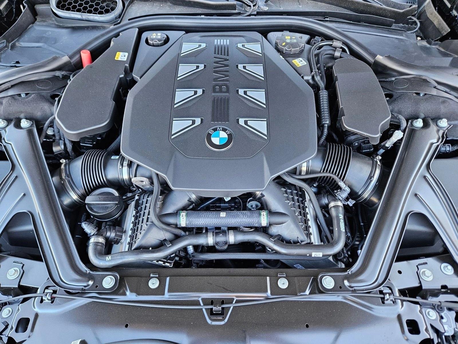 2025 BMW 7 Series 760i - Photo 16