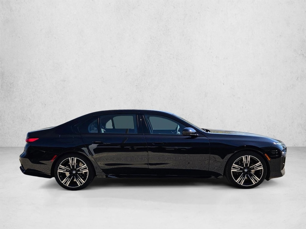 New 2025 BMW 760i xDrive Sedan