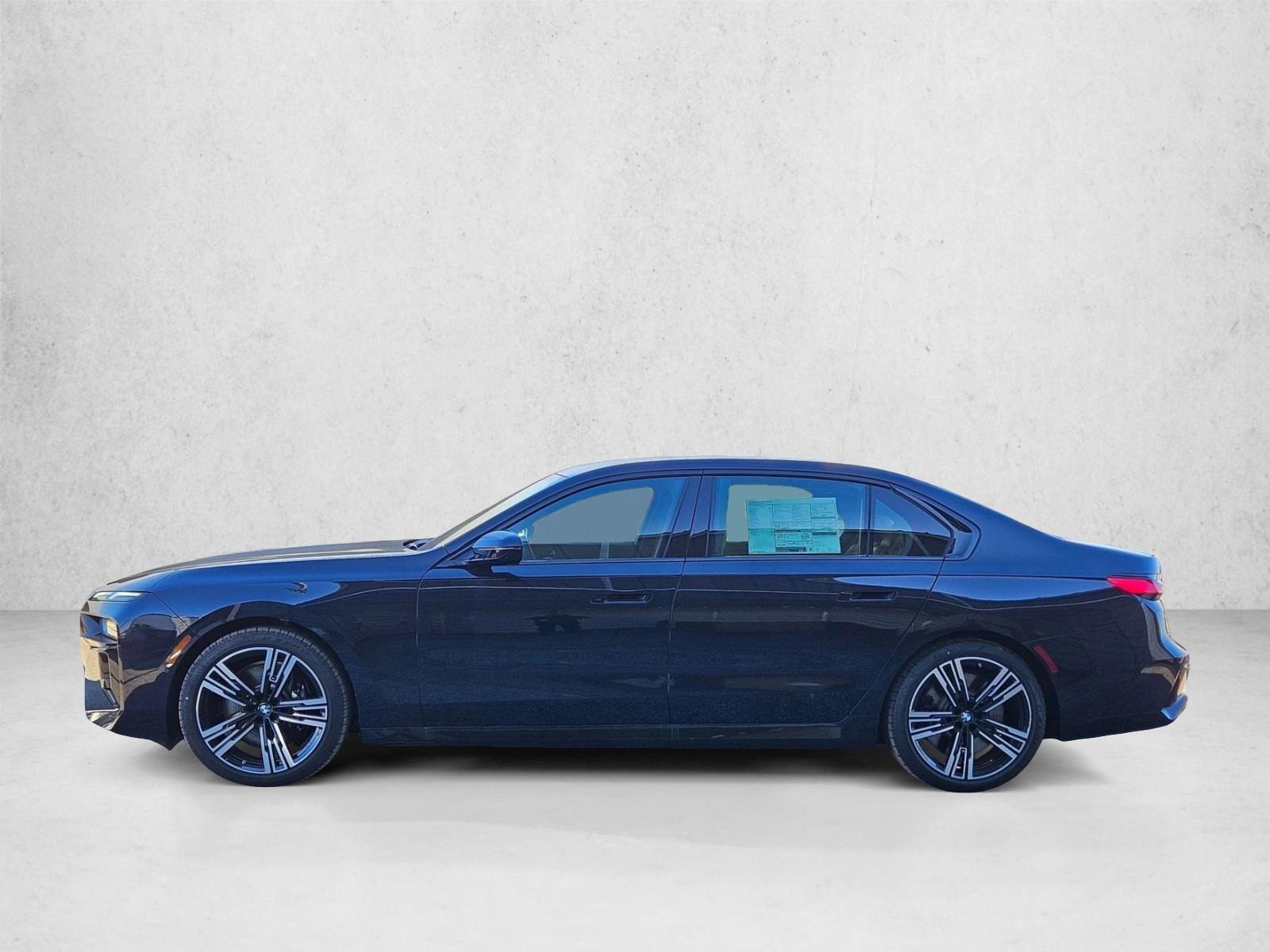 2025 BMW 7 Series 760i - Photo 5