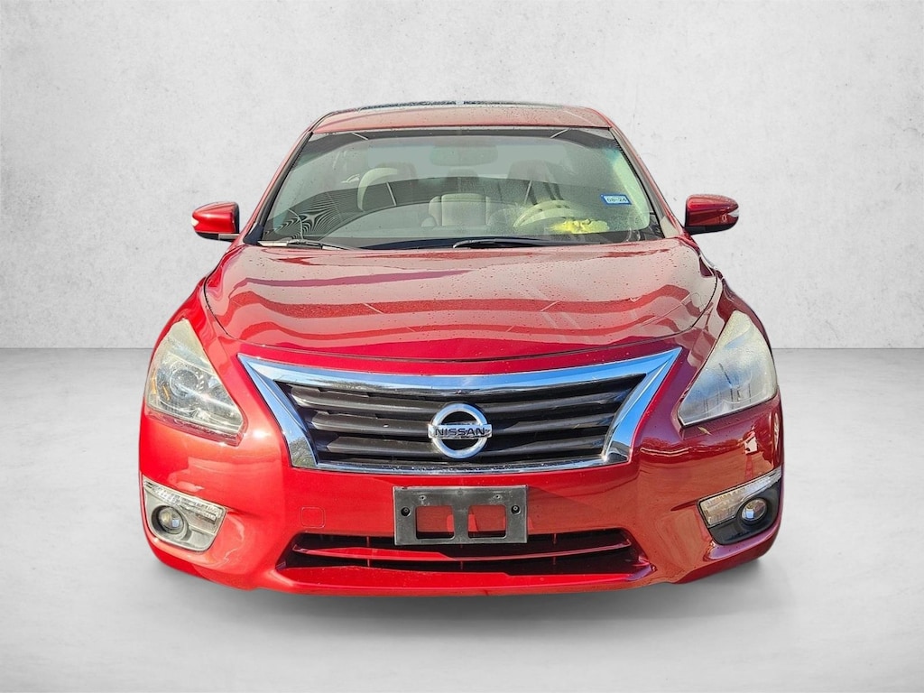 Used 2013 Nissan Altima 2.5 SV Sedan