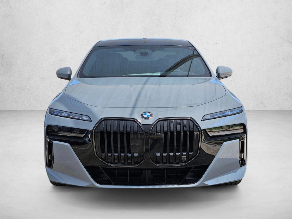 New 2026 BMW 760i xDrive Sedan