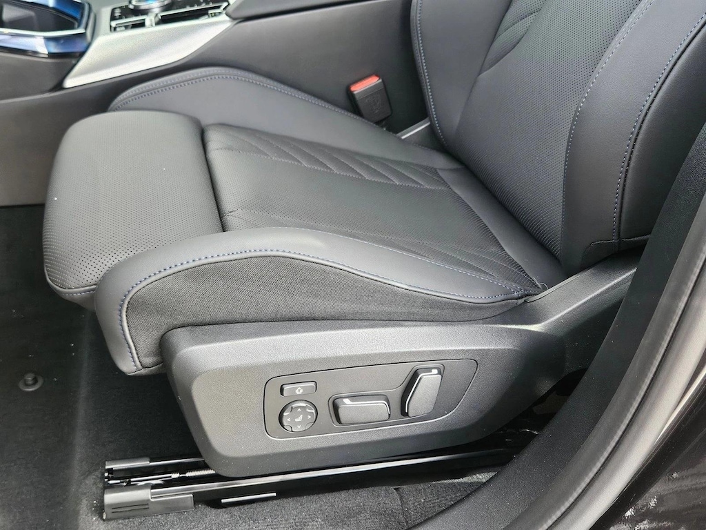 Certified 2025 BMW X3 30 xDrive SUV