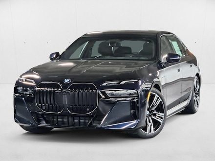 2025 BMW 750e xDrive Sedan