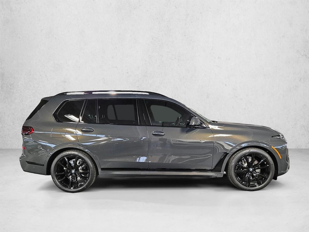 New 2026 BMW X7 xDrive40i SUV