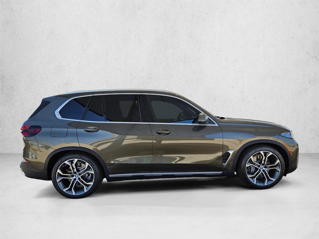 New 2026 BMW X5 PHEV xDrive50e SUV