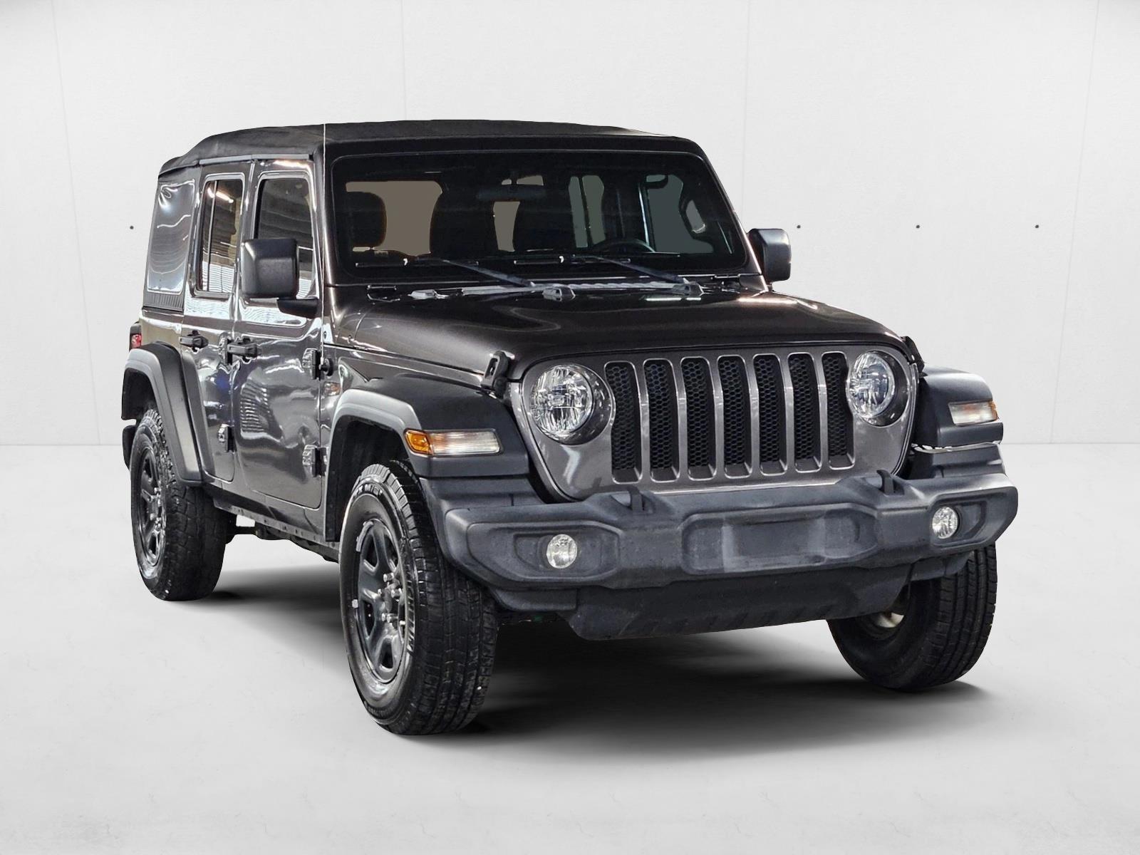 2020 Jeep Wrangler Unlimited Sport photo 3