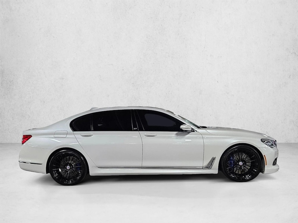 Used 2018 BMW xDrive Sedan