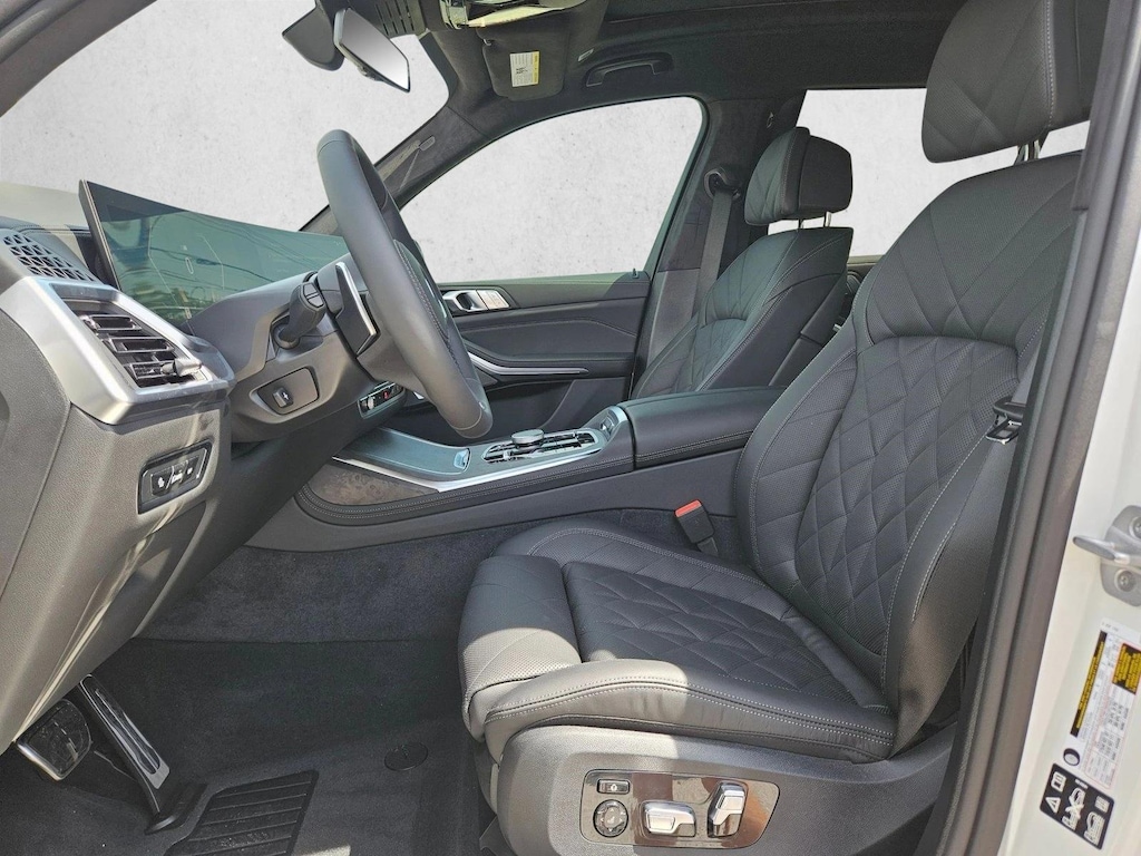 New 2027 BMW X7 xDrive40i SUV