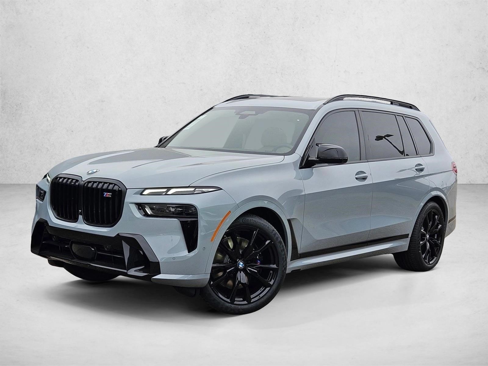 2026 BMW X7 M60i's photo