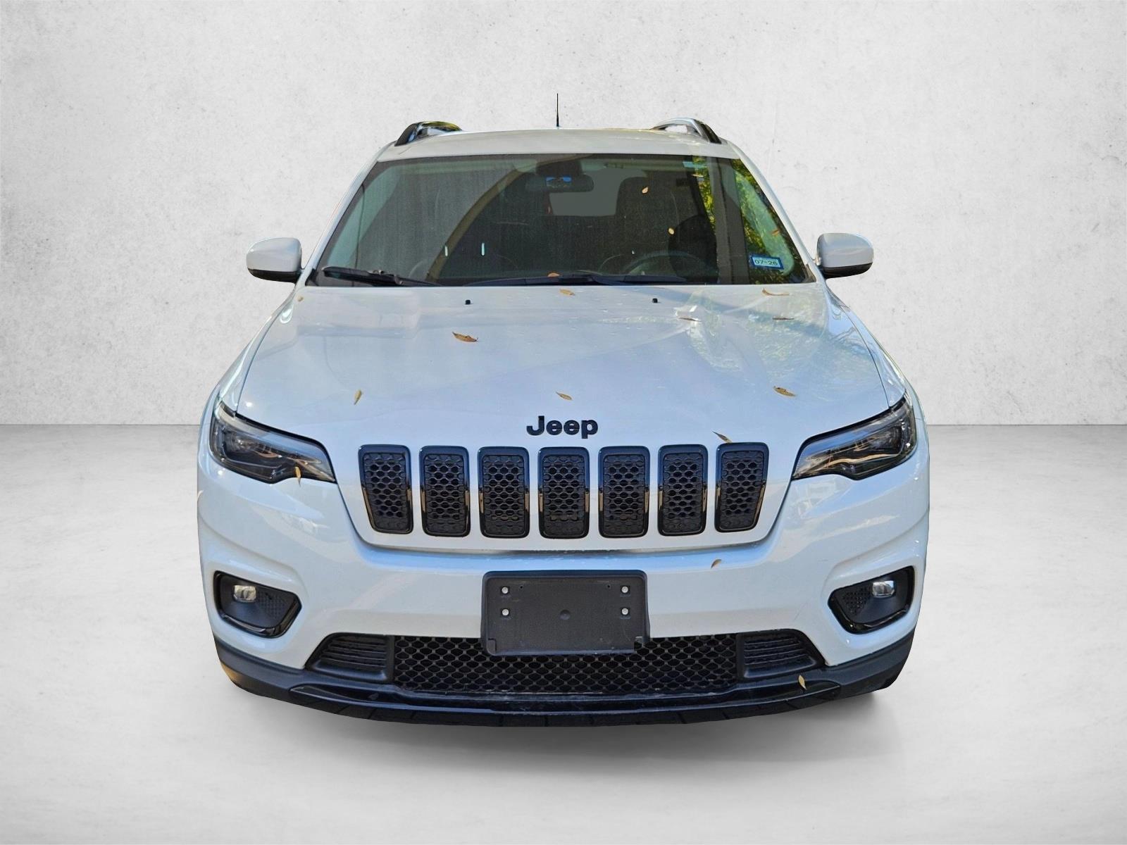 2020 Jeep Cherokee Latitude photo 2