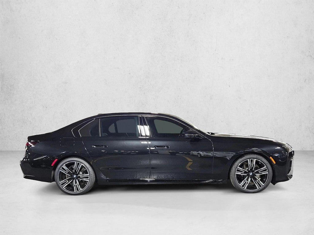 New 2026 BMW 740i Sedan