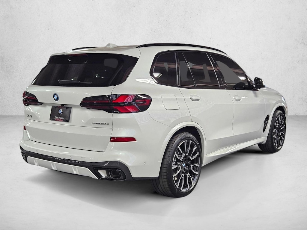 New 2026 BMW X5 PHEV xDrive50e SUV