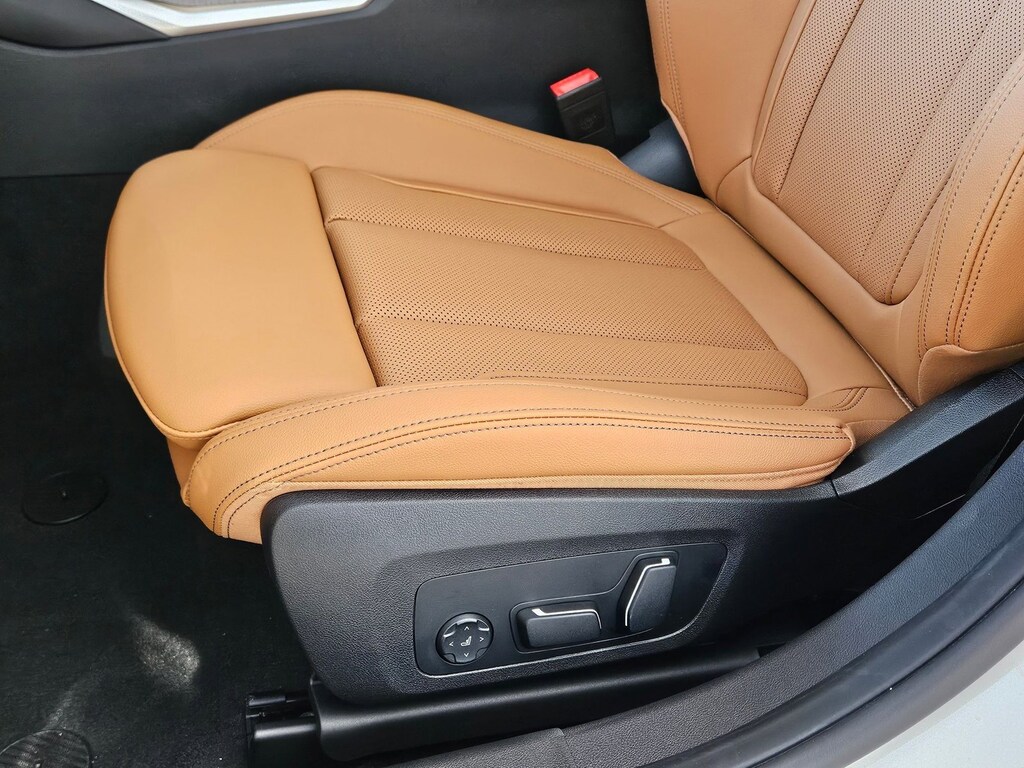 Used 2025 BMW 330i Sedan