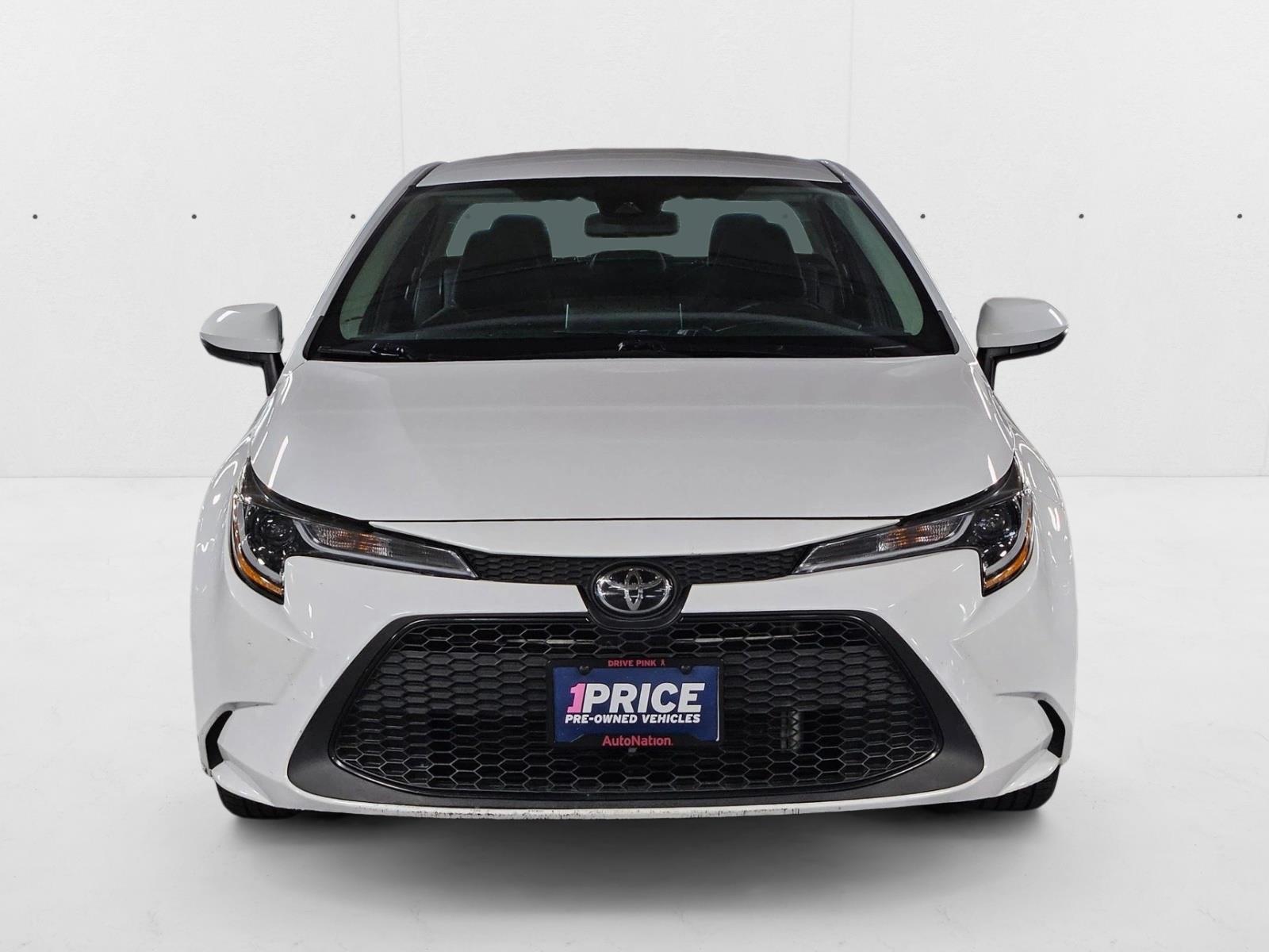 2021 Toyota Corolla LE photo 2