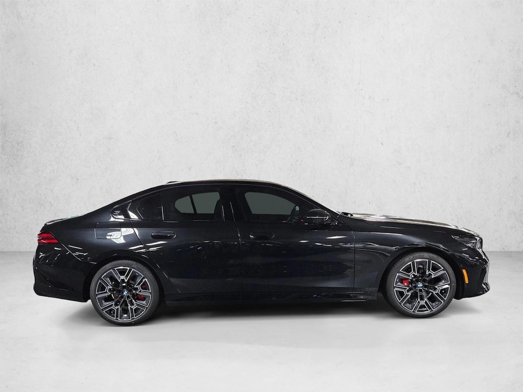 New 2026 BMW 530i xDrive Sedan