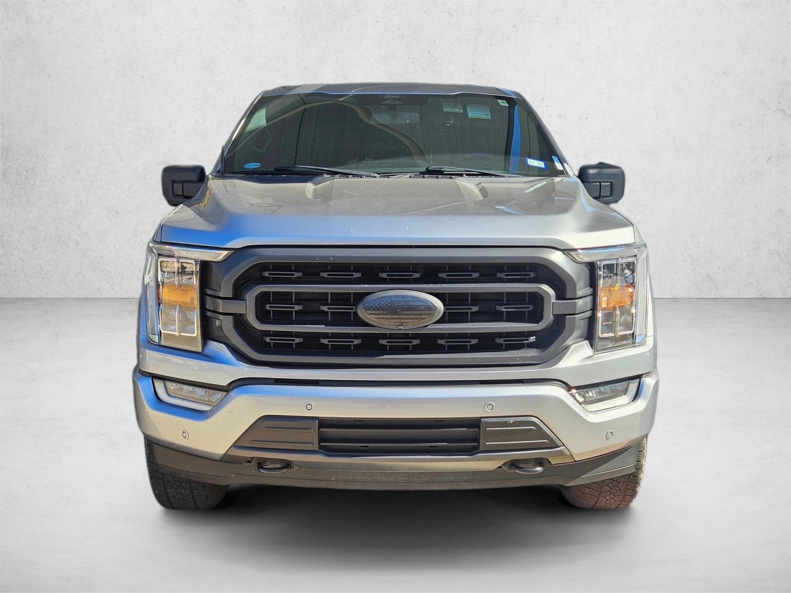 2022 Ford F-150 XLT photo 2