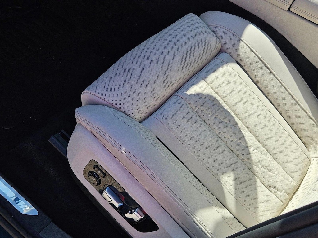 New 2026 BMW X5 xDrive40i SUV