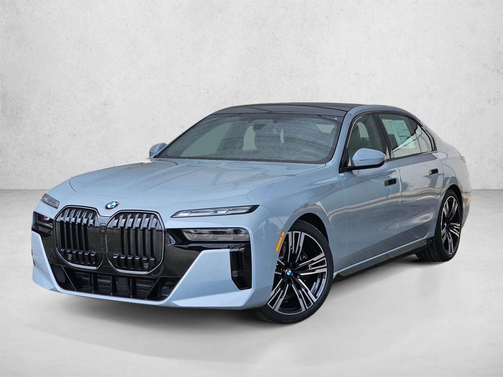2026 BMW 7 Series 740i Sedan's photo
