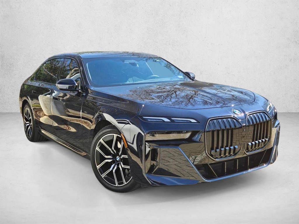 Certified 2024 BMW 760i xDrive Sedan