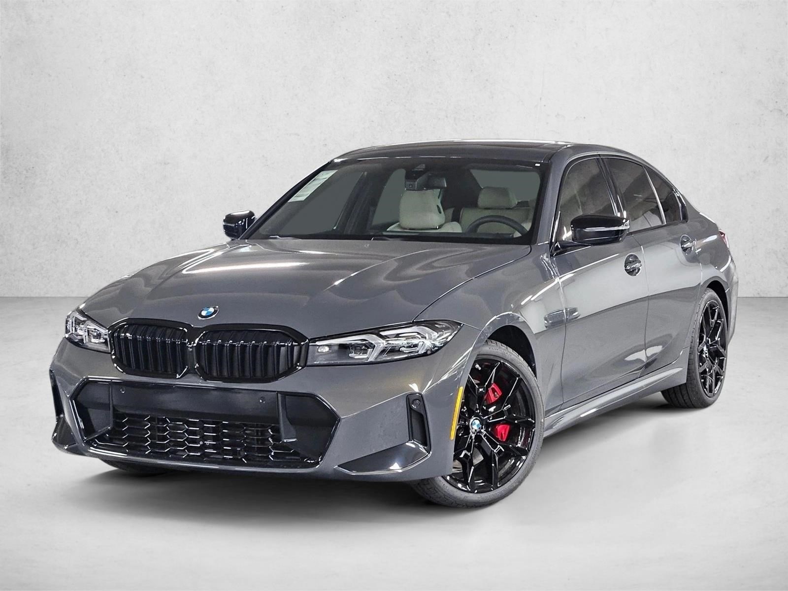 2026 BMW 3 Series 330i's photo