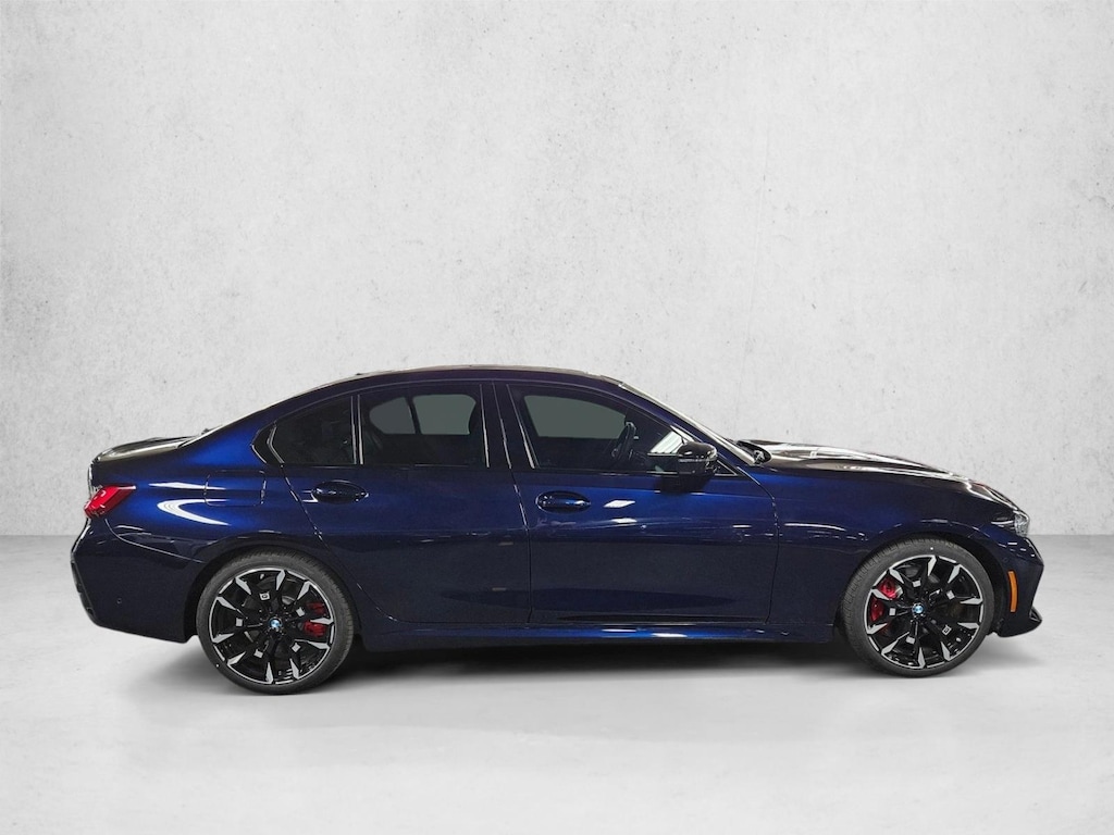 New 2026 BMW 330i Sedan