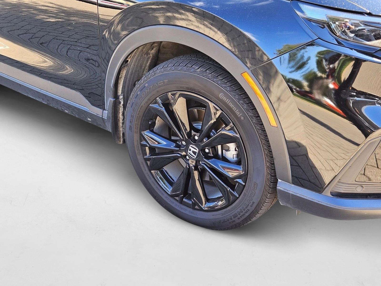 2024 Honda CR-V Hybrid Sport Touring photo 4