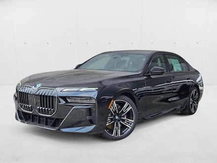 2025 BMW 750e xDrive Sedan