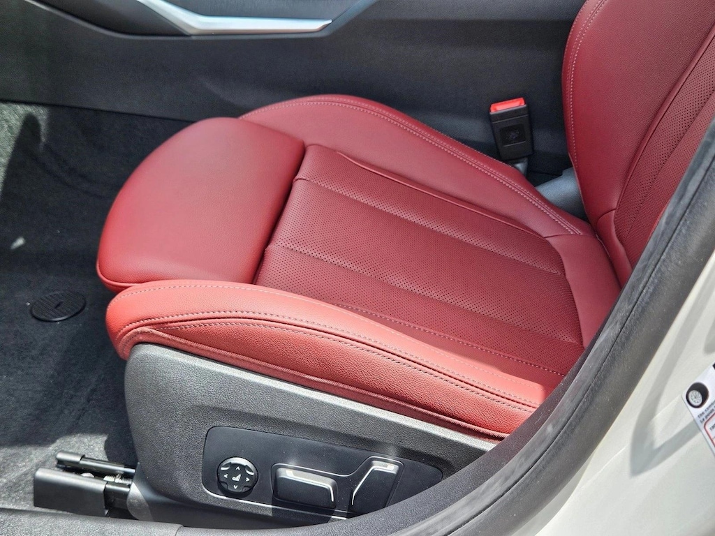 Certified 2025 BMW 330i Sedan