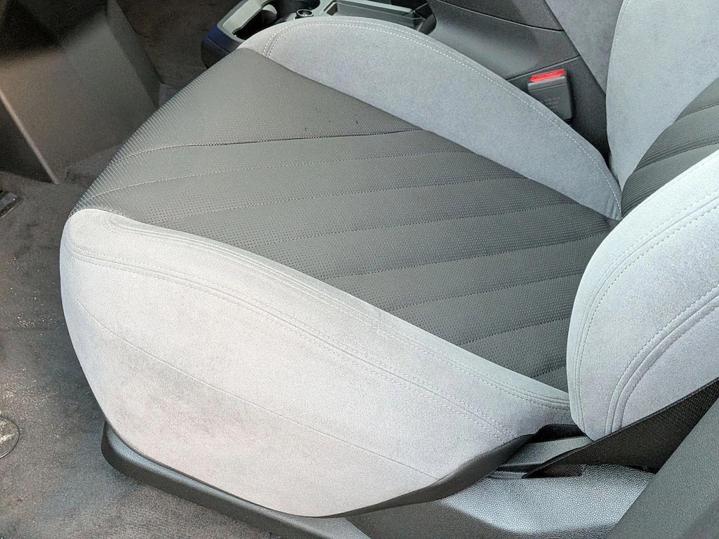 New 2026 BMW iX xDrive60 SUV