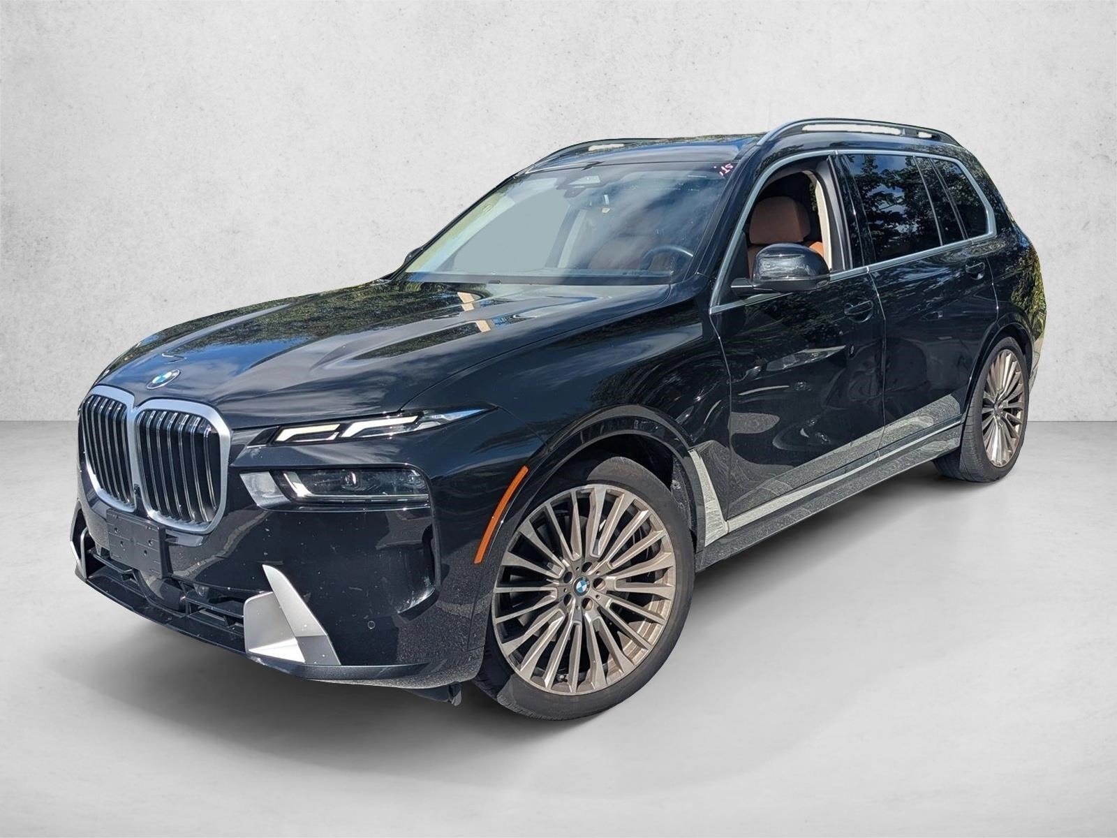2023 BMW X7 40i's photo