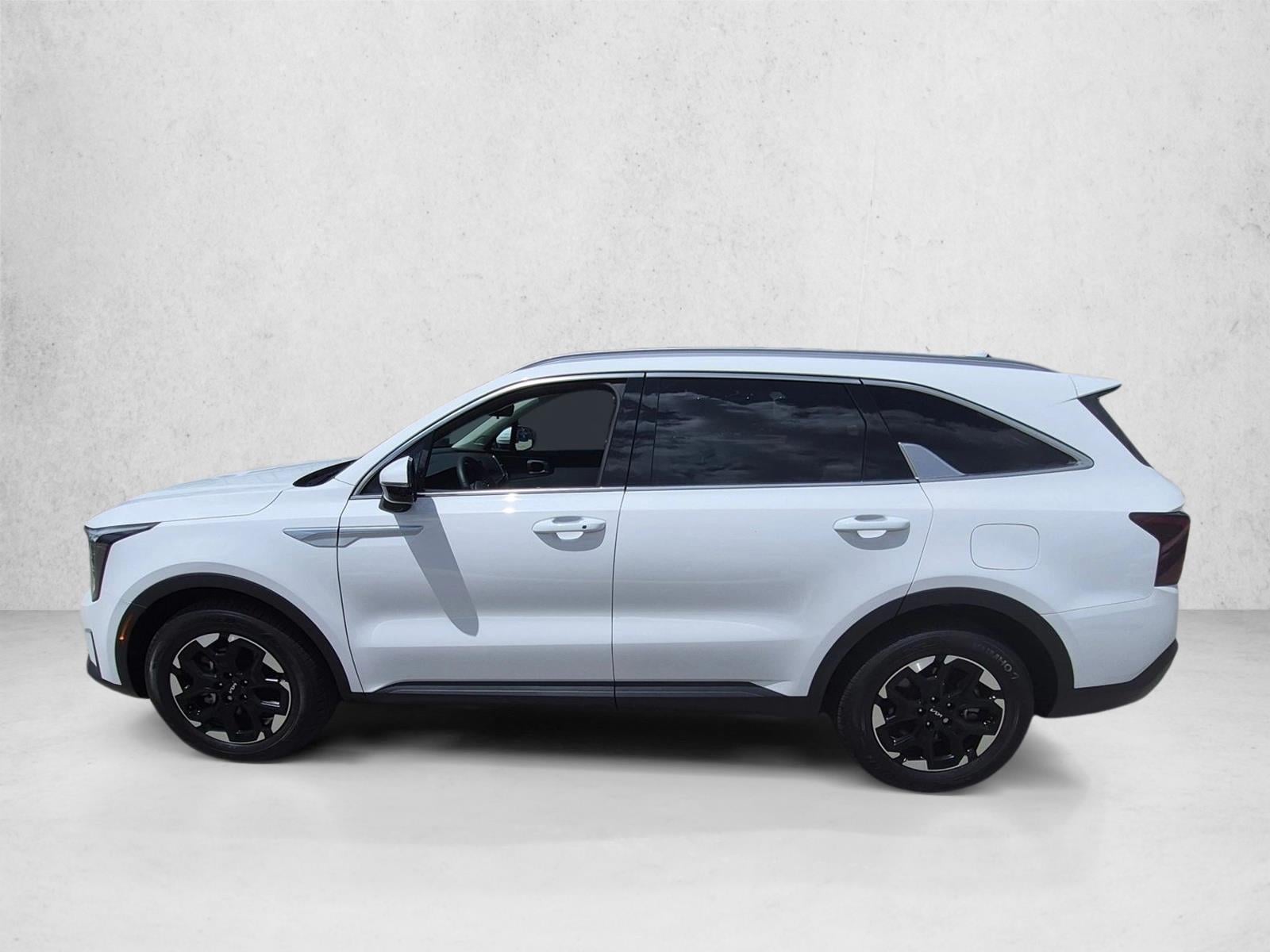 2025 Kia Sorento S - Photo 9
