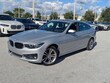 BMW 330i