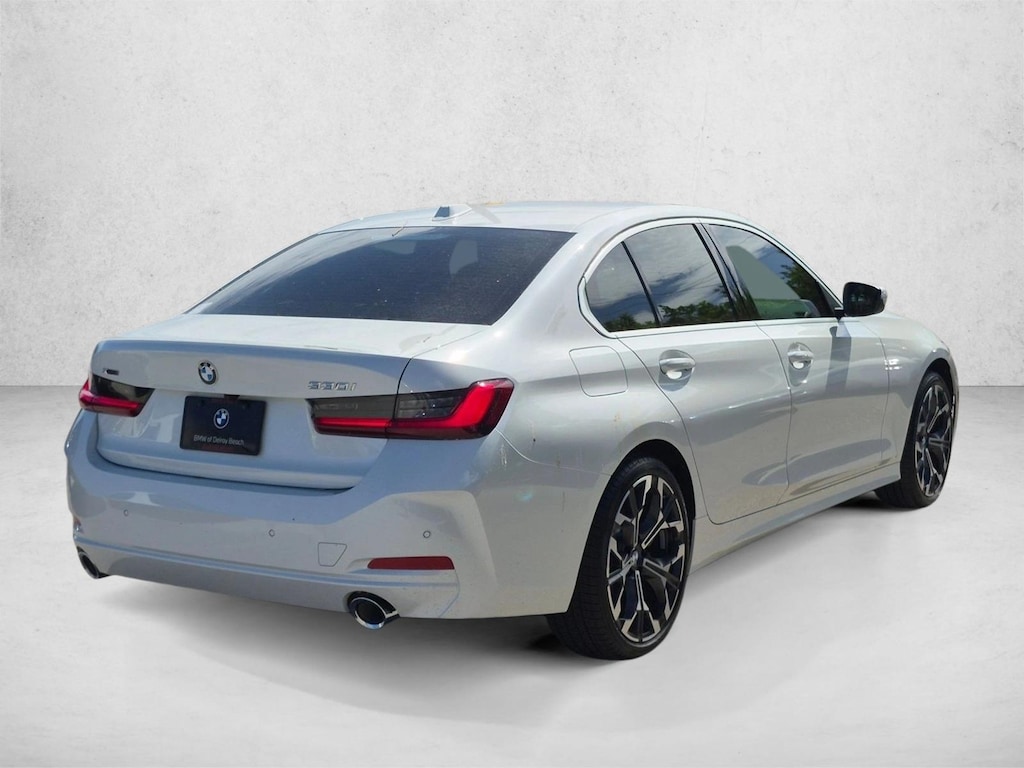 New 2026 BMW 330i xDrive Sedan
