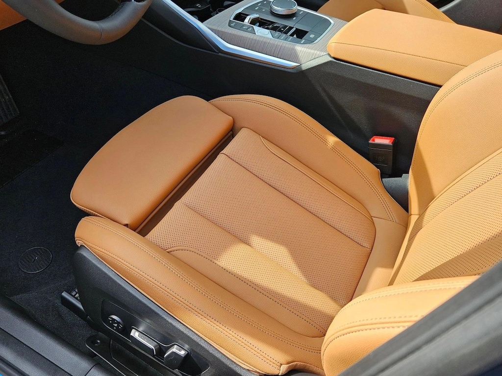 New 2026 BMW 330i NA Sedan