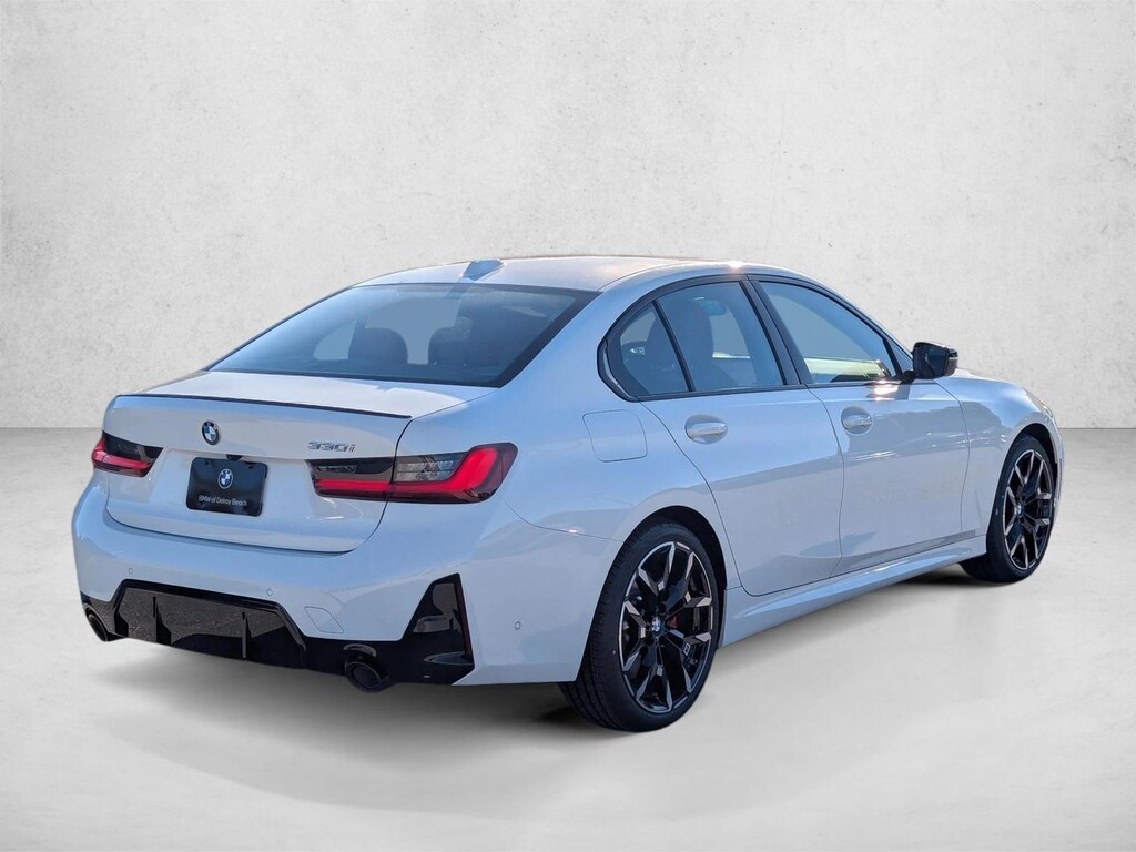 New 2026 BMW 330i Sedan