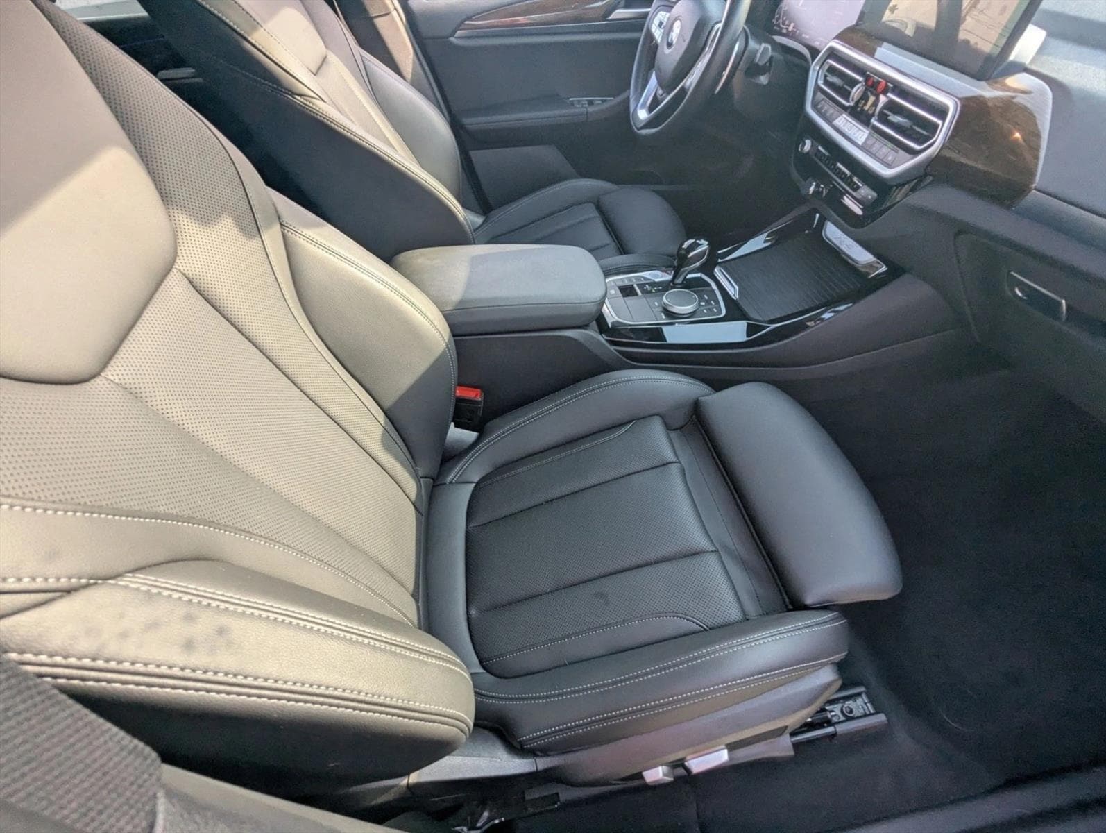 2022 BMW X3 30i - Photo 22