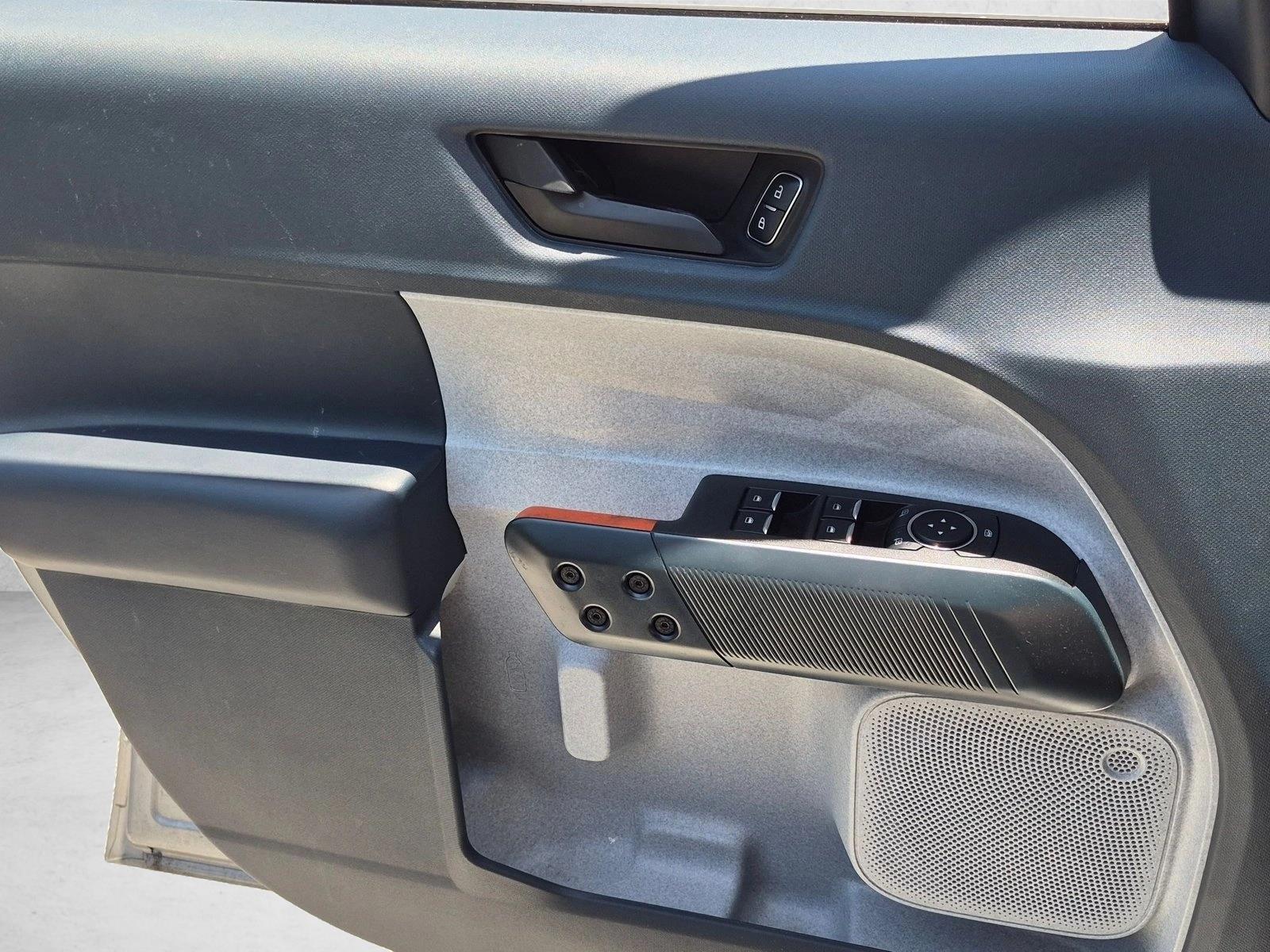 2024 Ford Maverick XLT - Photo 11
