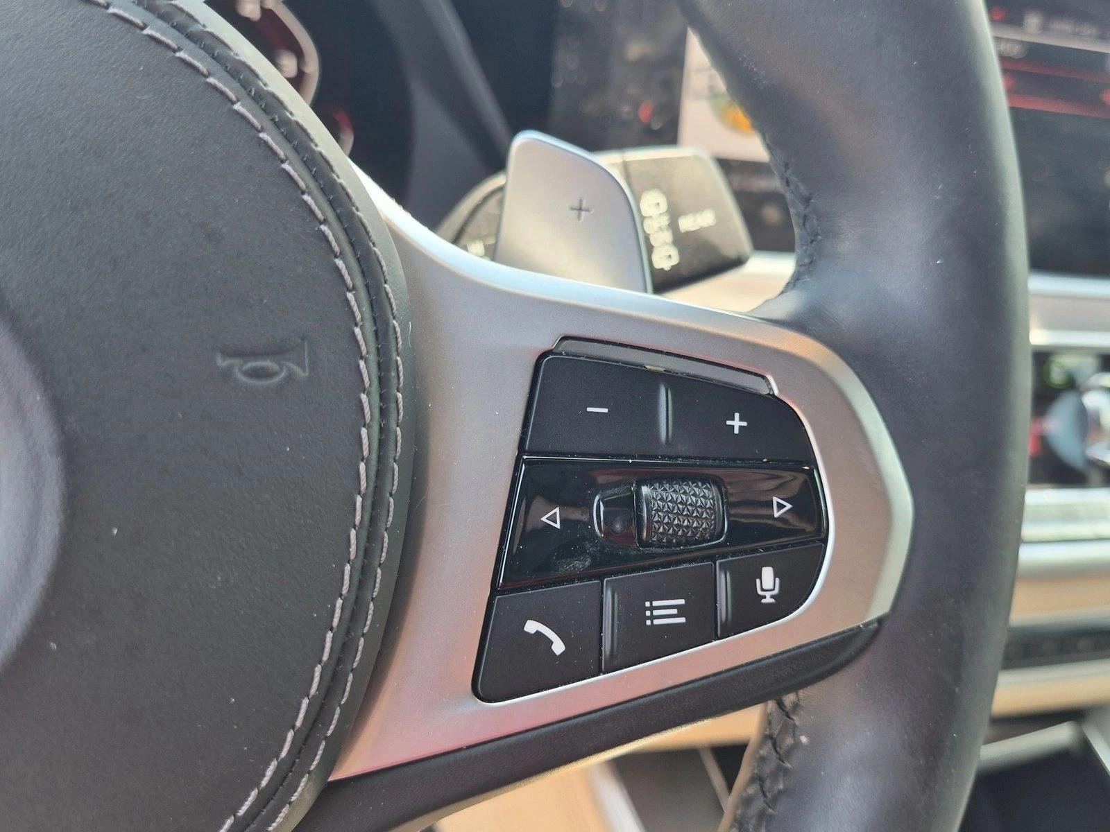 2021 BMW X5 M50i - Photo 13