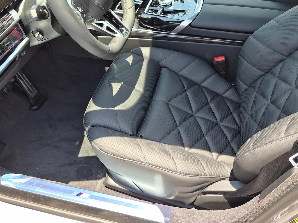 New 2026 BMW 740i xDrive Sedan