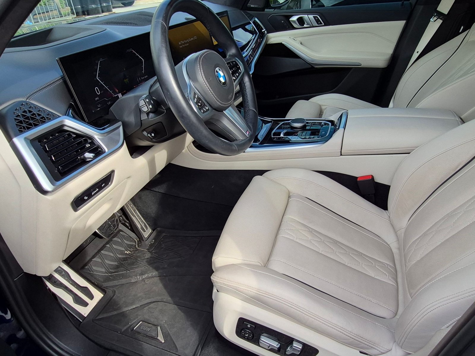 2024 BMW X7 40i - Photo 12