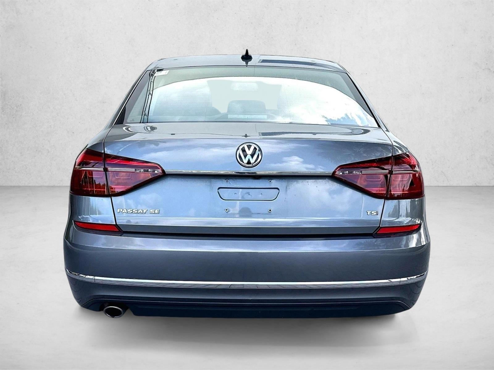 Used 2017 Volkswagen Passat 1.8T SE Sedan