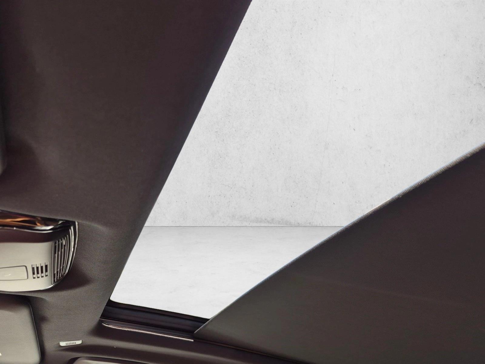 2026 BMW X5 50e - Photo 8